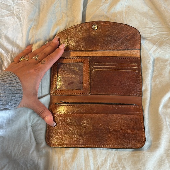 Brown Unique leather wallet - Picture 3 of 5